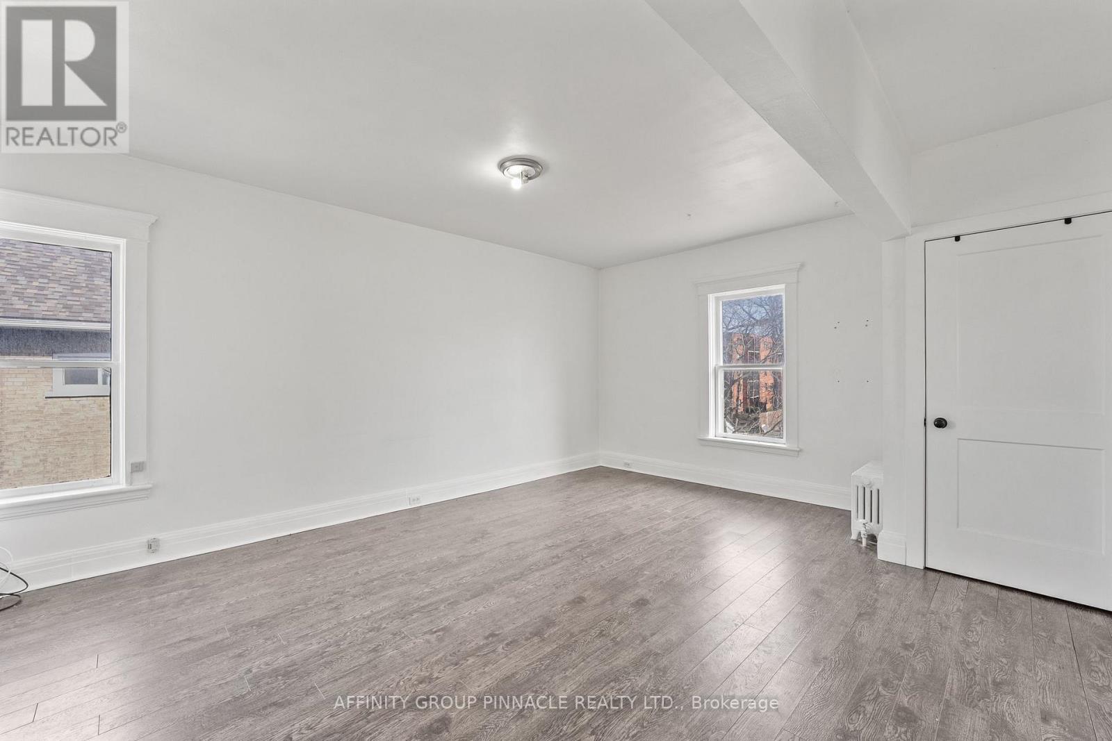 255 Kent Street W, Kawartha Lakes, Ontario  K9V 2Z4 - Photo 20 - X12481284