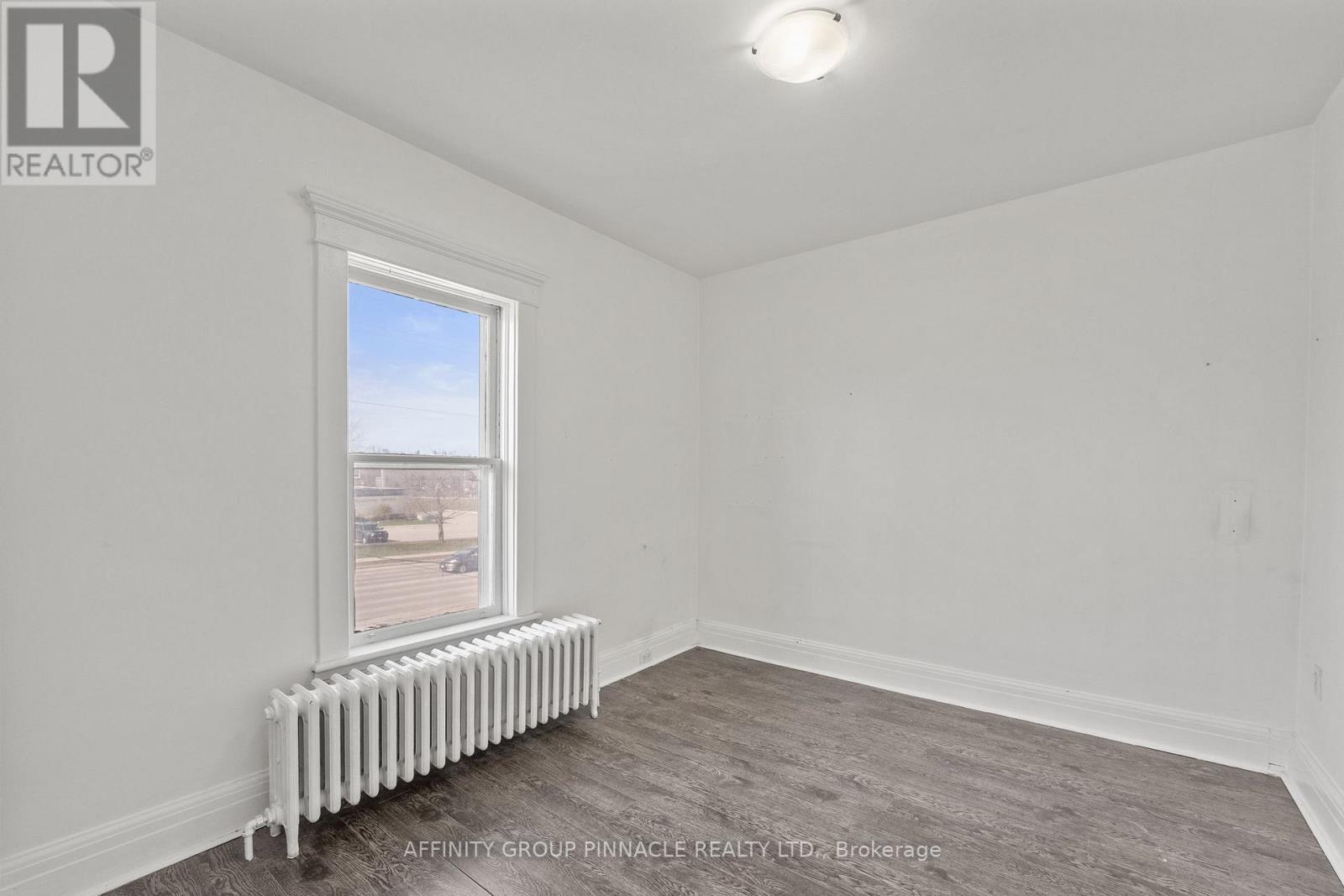 255 Kent Street W, Kawartha Lakes, Ontario  K9V 2Z4 - Photo 30 - X12481284
