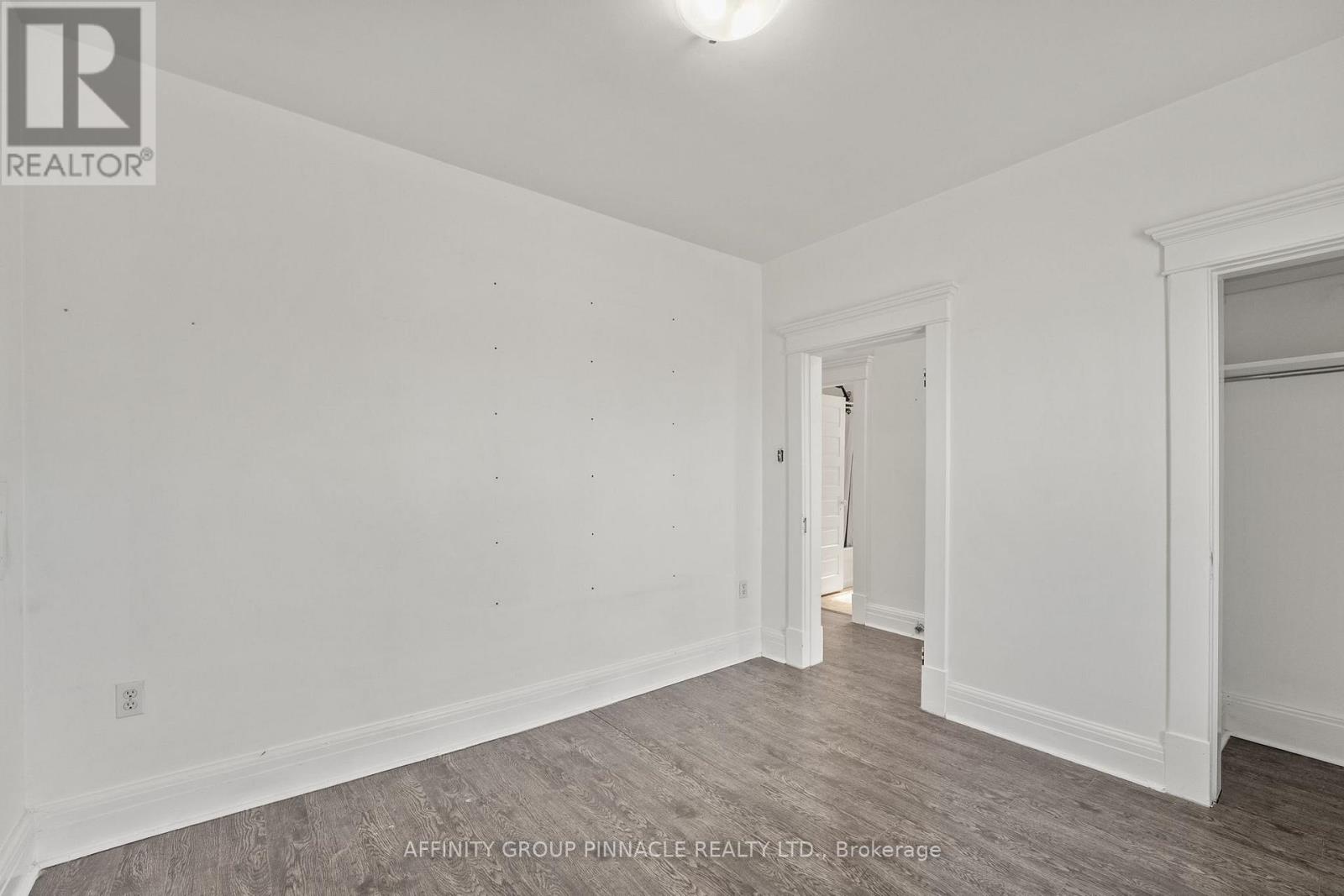 255 Kent Street W, Kawartha Lakes, Ontario  K9V 2Z4 - Photo 32 - X12481284