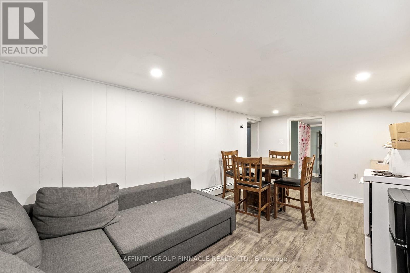 255 Kent Street W, Kawartha Lakes, Ontario  K9V 2Z4 - Photo 33 - X12481284
