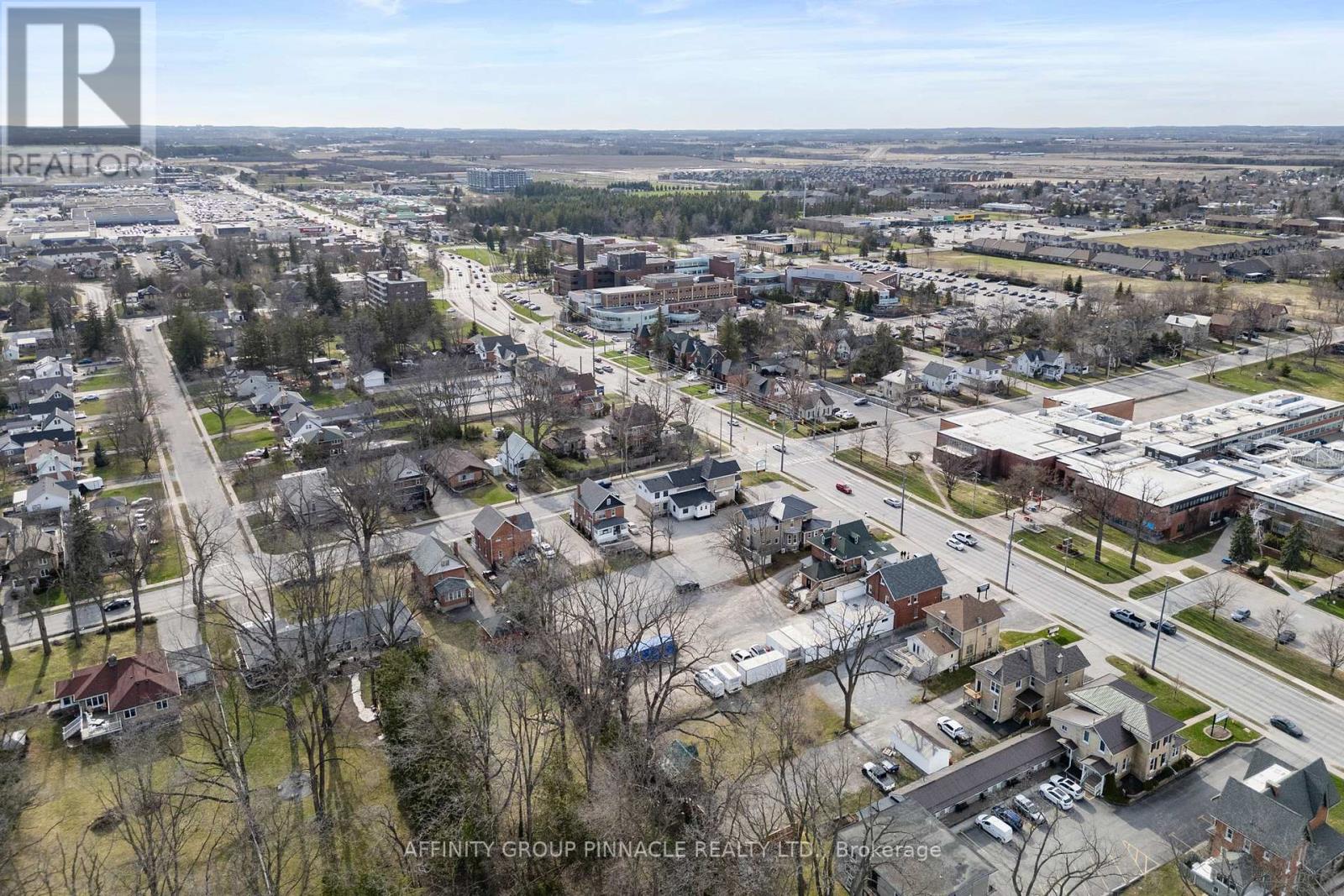 255 Kent Street W, Kawartha Lakes, Ontario  K9V 2Z4 - Photo 46 - X12481284