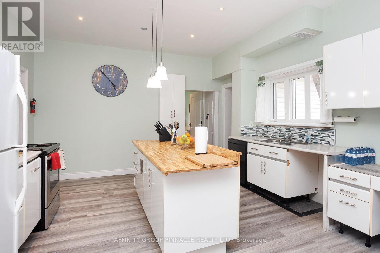 44 St Patrick Street, Kawartha Lakes, Ontario  K9V 1R3 - Photo 19 - X12481333