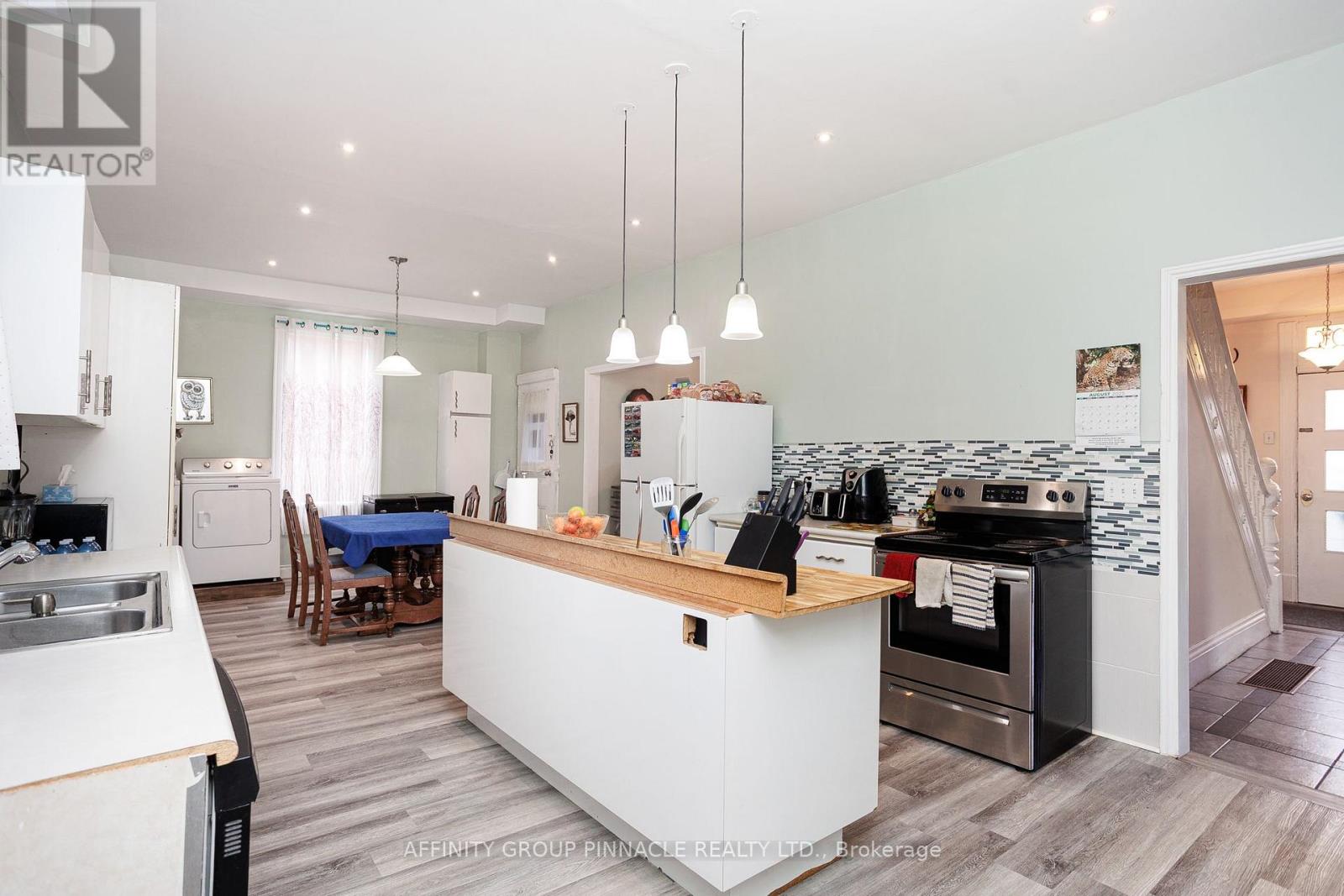 44 St Patrick Street, Kawartha Lakes, Ontario  K9V 1R3 - Photo 21 - X12481333