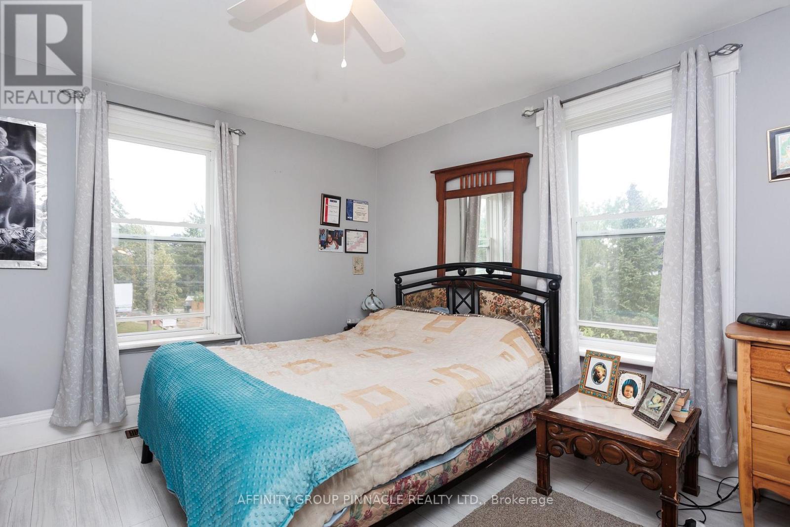 44 St Patrick Street, Kawartha Lakes, Ontario  K9V 1R3 - Photo 31 - X12481333