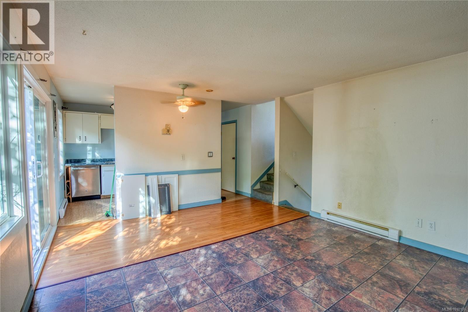 30 507 9th St, Nanaimo, British Columbia  V9R 1A8 - Photo 7 - 1018100