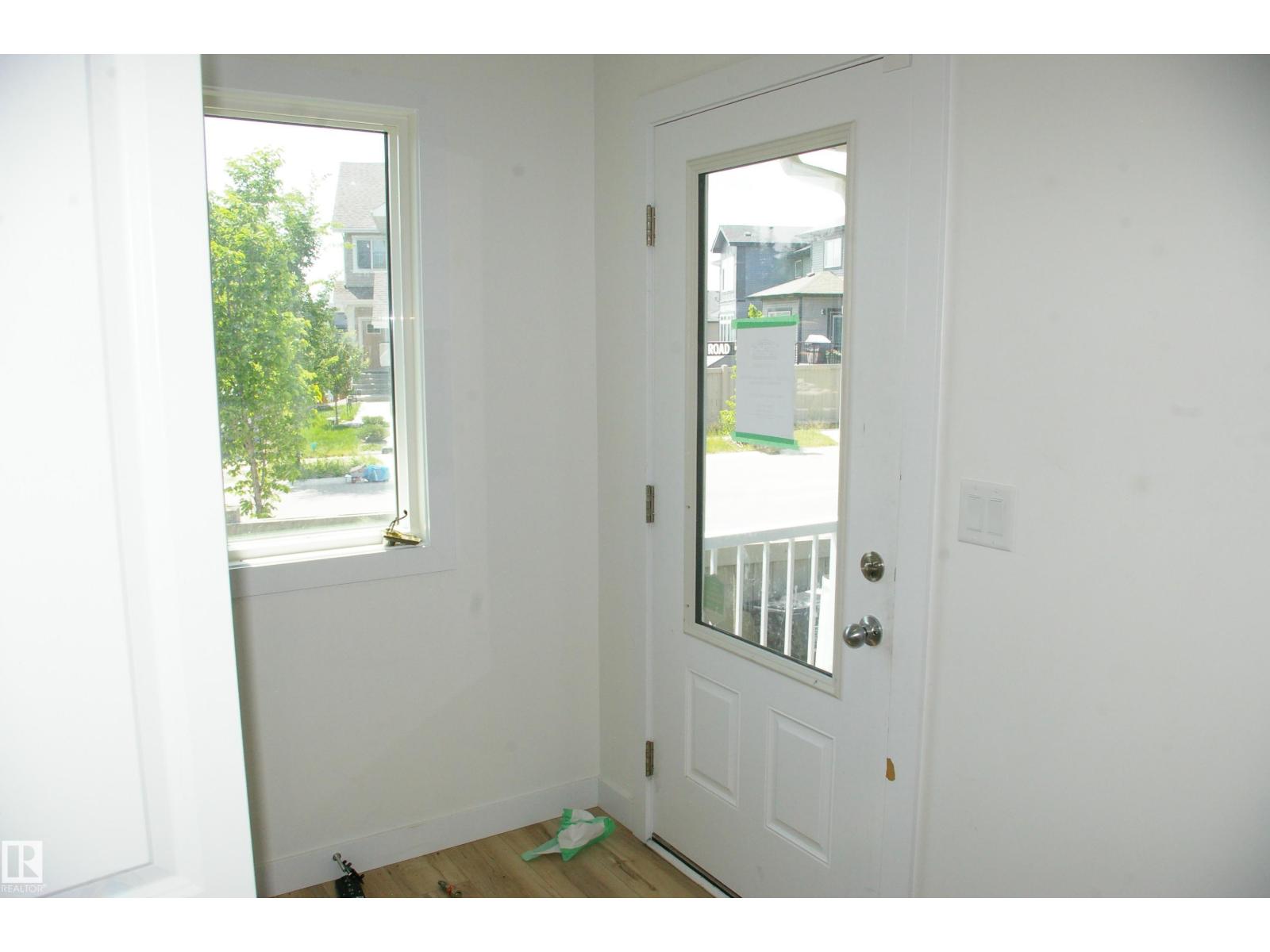 1303 Erker Cr Nw, Edmonton, Alberta  T6M 1N4 - Photo 2 - E4463431