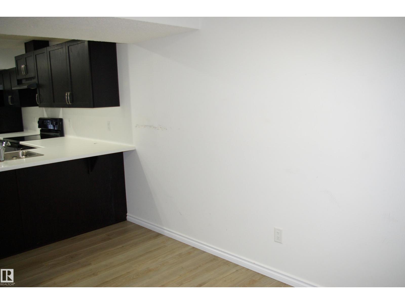1303 Erker Cr Nw, Edmonton, Alberta  T6M 1N4 - Photo 21 - E4463431