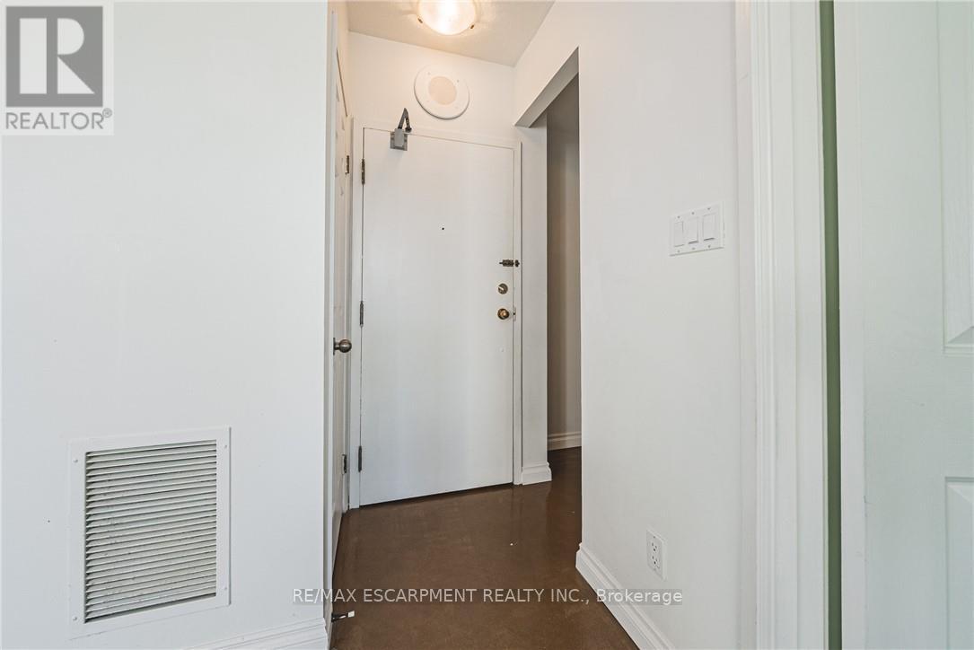 1205 - 36 James Street S, Hamilton, Ontario  L8P 4W4 - Photo 7 - X12481188