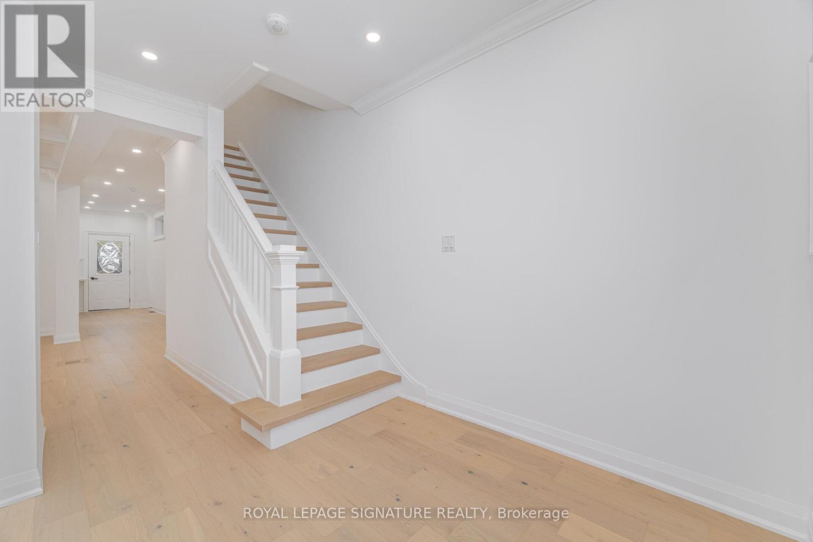 285 Charlton Avenue, Hamilton, Ontario  L8P 2E4 - Photo 15 - X12481233