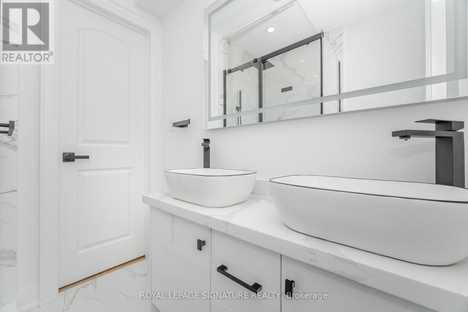 285 Charlton Avenue, Hamilton, Ontario  L8P 2E4 - Photo 30 - X12481233