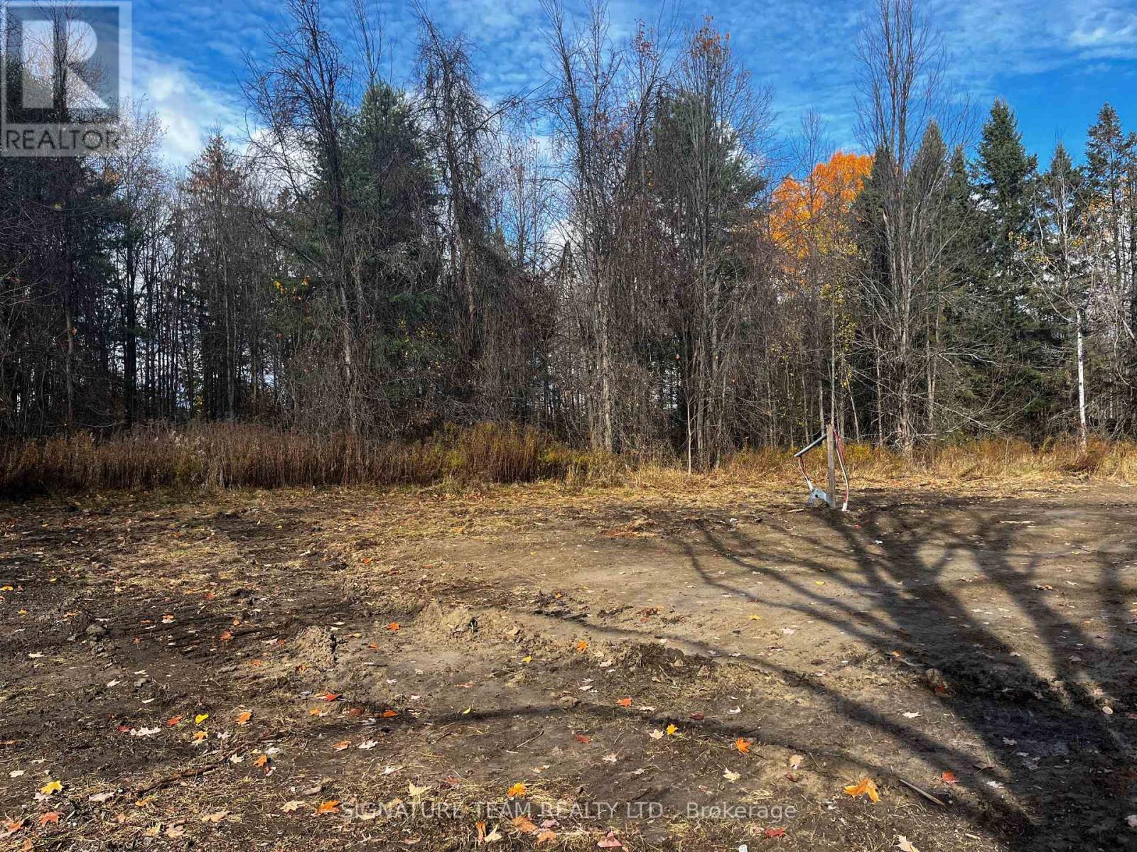 482 Bellamy Road, Mcnab/braeside, Ontario K0A 3L0 - Photo 5 - X12481300