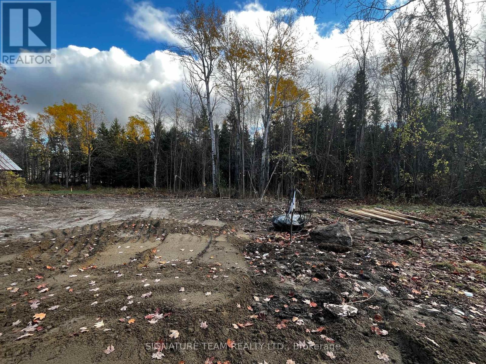 482 Bellamy Road, Mcnab/braeside, Ontario K0A 3L0 - Photo 8 - X12481300