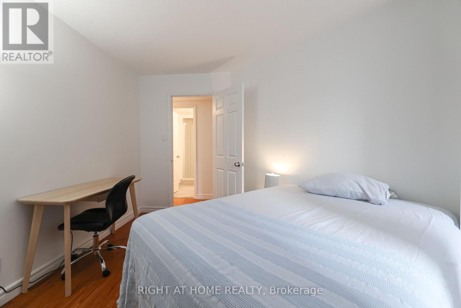 615 - 711 Bay Street S, Toronto, Ontario  M5G 2J8 - Photo 25 - C12478131
