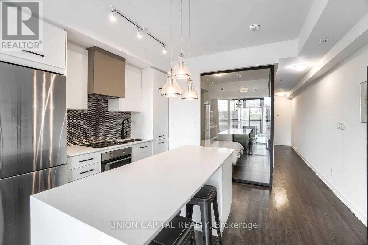 304 - 899 QUEEN STREET E, toronto (south riverdale), Ontario