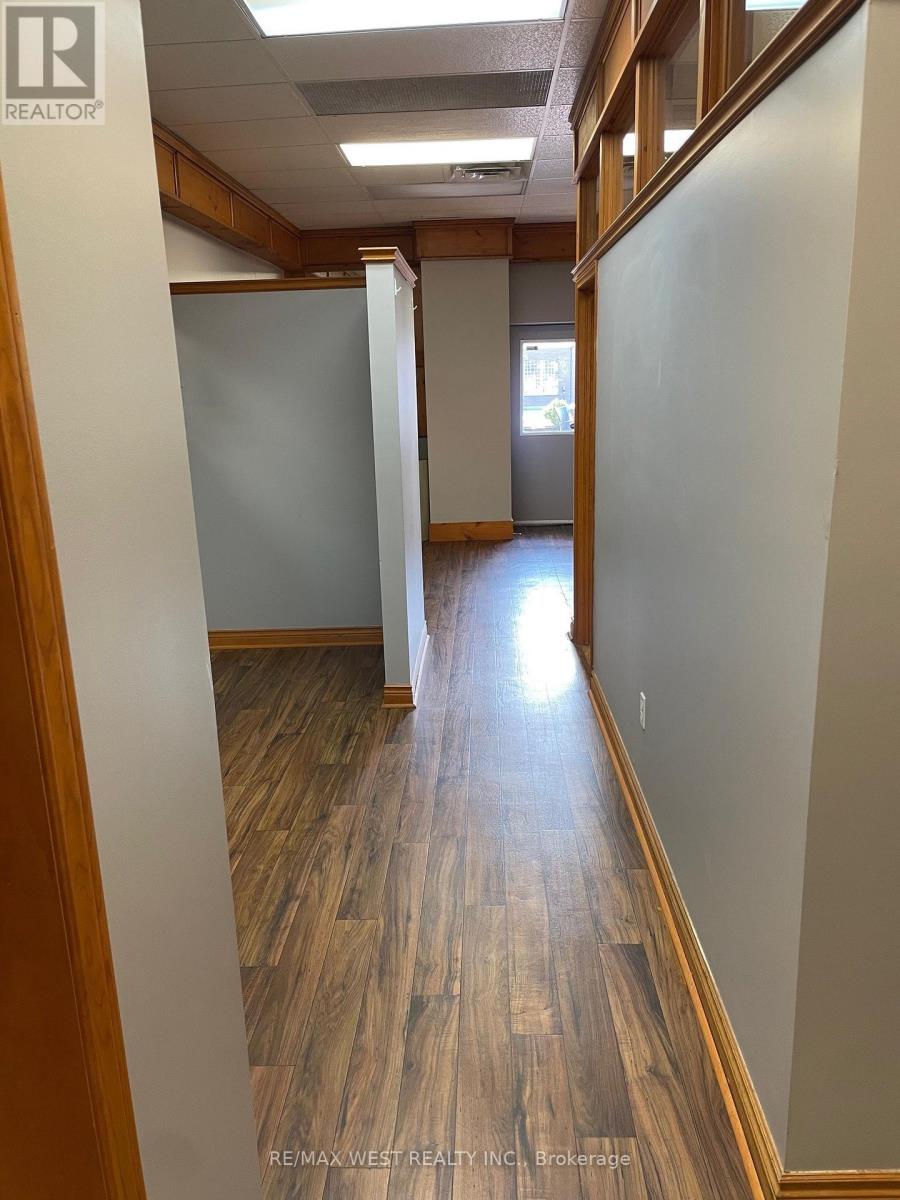 6 - 64 Mississauga Street, Orillia, Ontario  L3V 1V5 - Photo 3 - S12409657