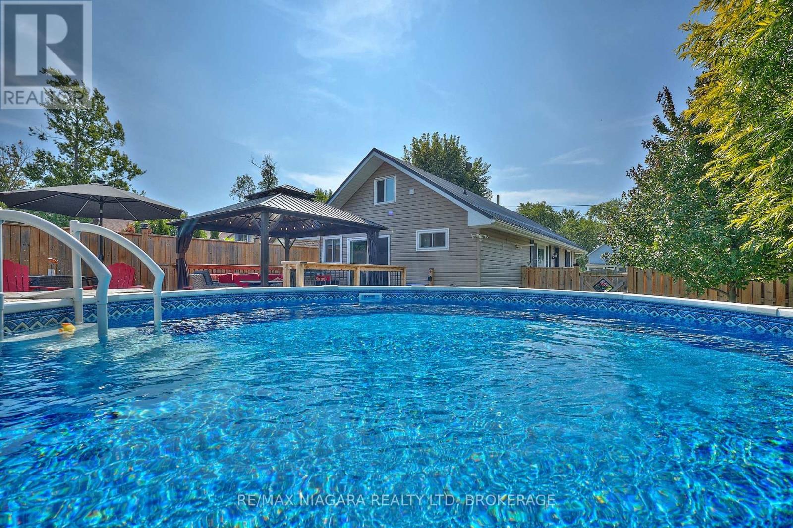 334 Leask Avenue, Fort Erie, Ontario  L2A 4L4 - Photo 9 - X12452012