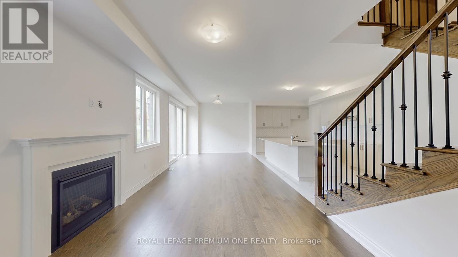 32 James Walker Avenue, Caledon, Ontario  L7C 0H1 - Photo 6 - W12452781