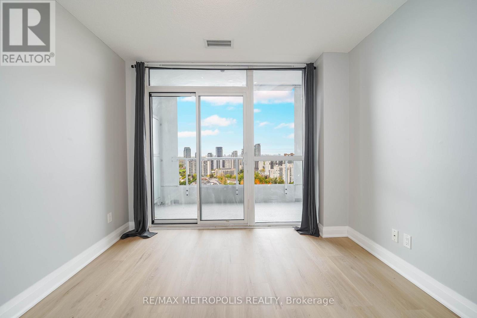 2301 - 275 Yorkland Road, Toronto, Ontario  M2J 0B4 - Photo 7 - C12481126