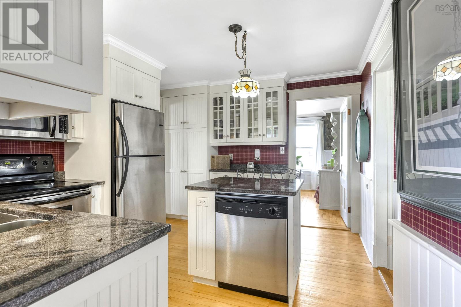 271 Montague Street, Lunenburg, Nova Scotia  B0J 2C0 - Photo 11 - 202514658