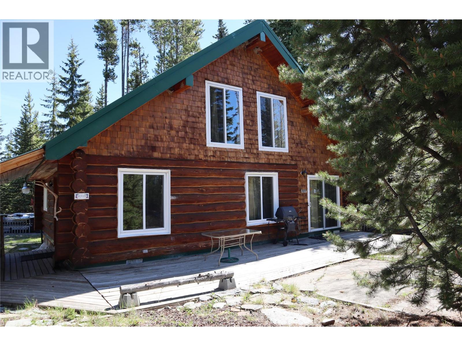 Cabin #20 Hatheume Lake Resort Lot# 5835 Peachland Photo 2