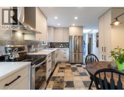 2532 BURIAN DRIVE, Coquitlam, British Columbia