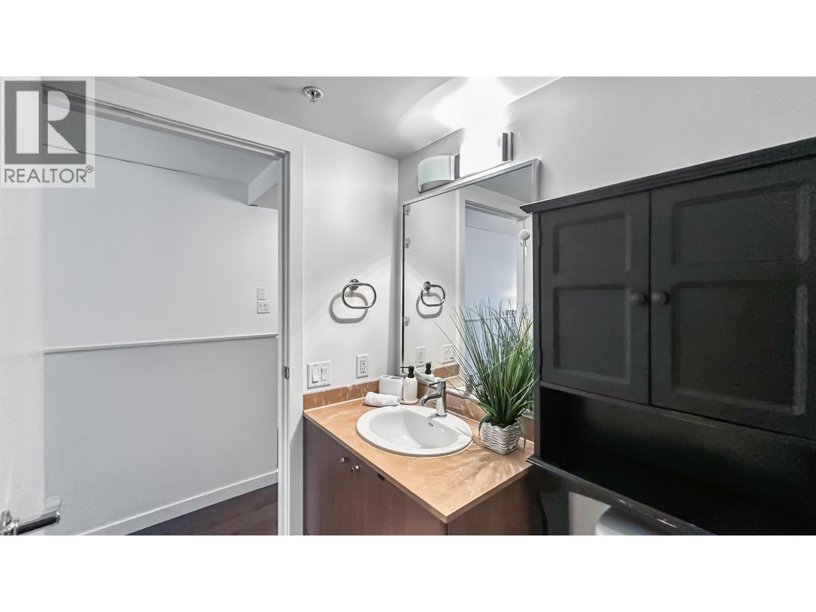 616 610 Granville Street, Vancouver, British Columbia  V6C 3T3 - Photo 15 - R3057277