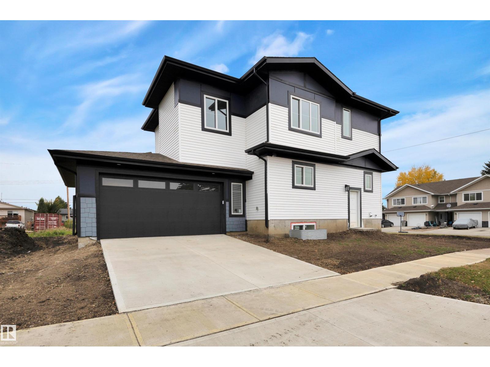 5001 51 AV, Calmar, Alberta