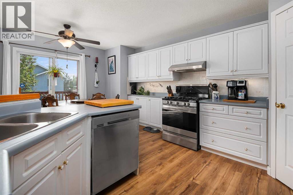 18 Big Springs Hill Se, Airdrie, Alberta  T4A 1M9 - Photo 9 - A2253592