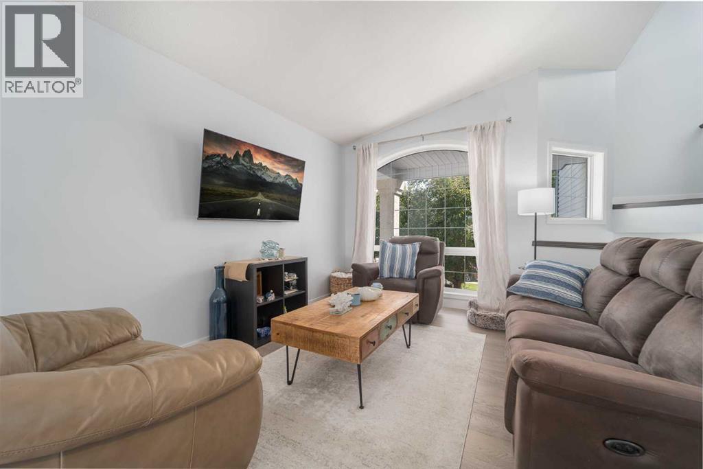 14 Heritage Circle W, Lethbridge, Alberta  T1K 7M8 - Photo 12 - A2266549