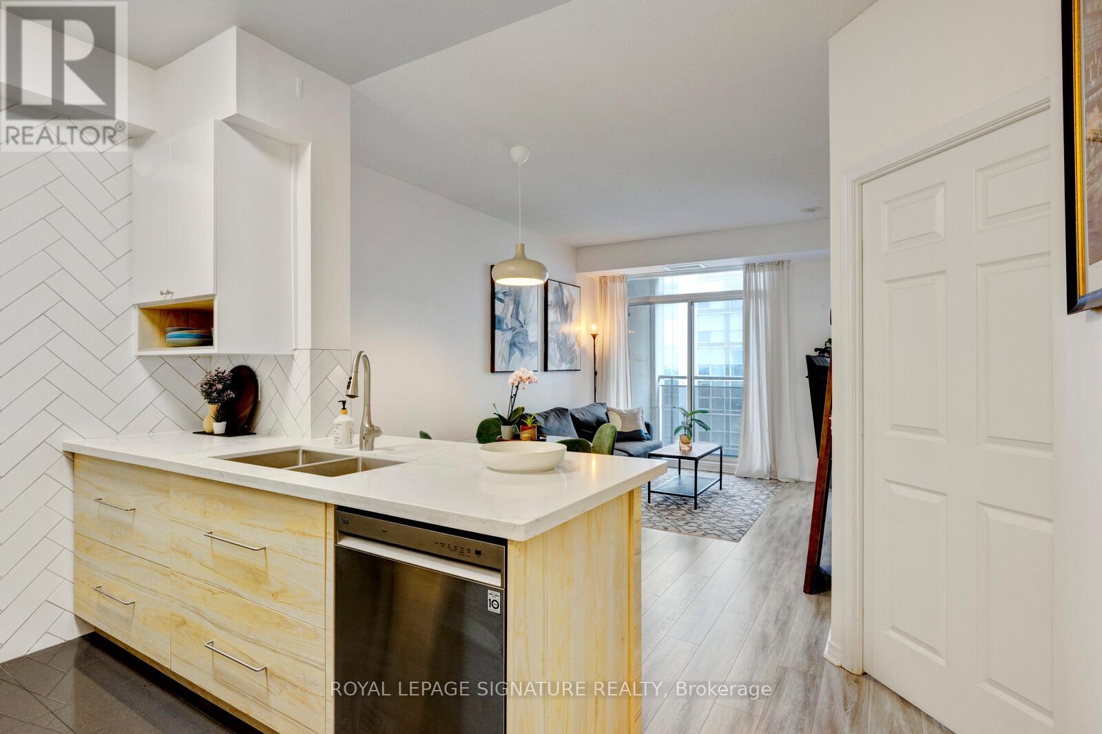 Ph212 - 155 Beecroft Road, Toronto, Ontario  M2N 7C6 - Photo 3 - C12481249