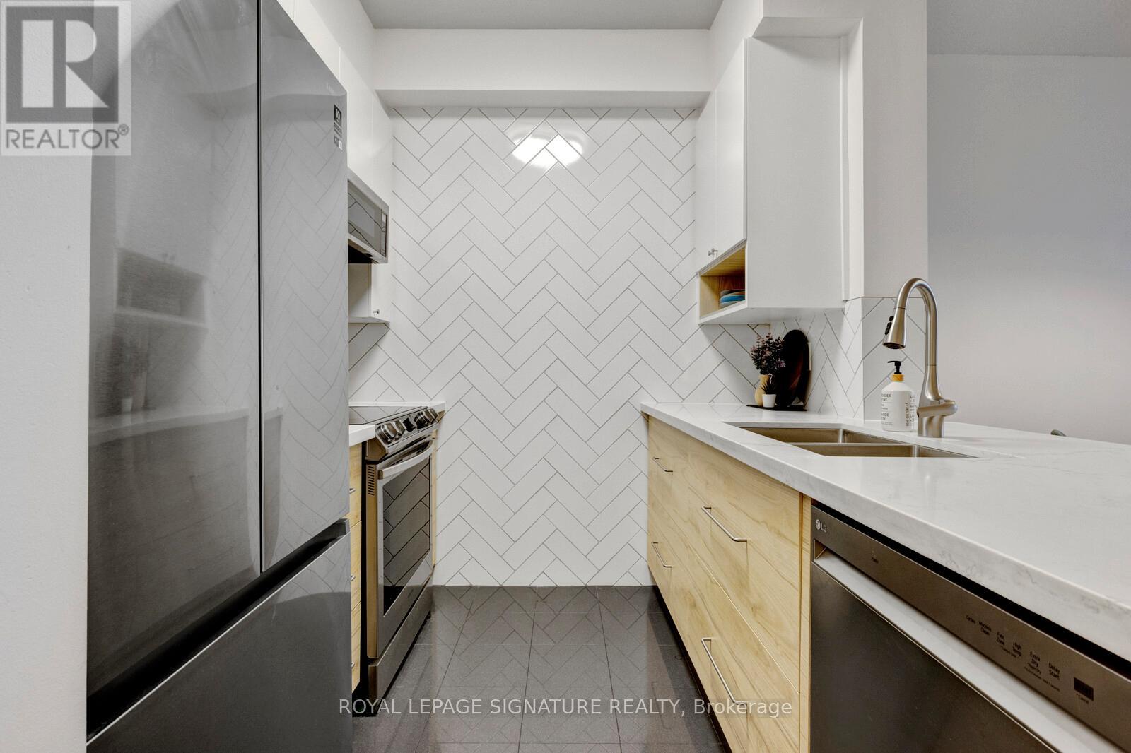 Ph212 - 155 Beecroft Road, Toronto, Ontario  M2N 7C6 - Photo 6 - C12481249