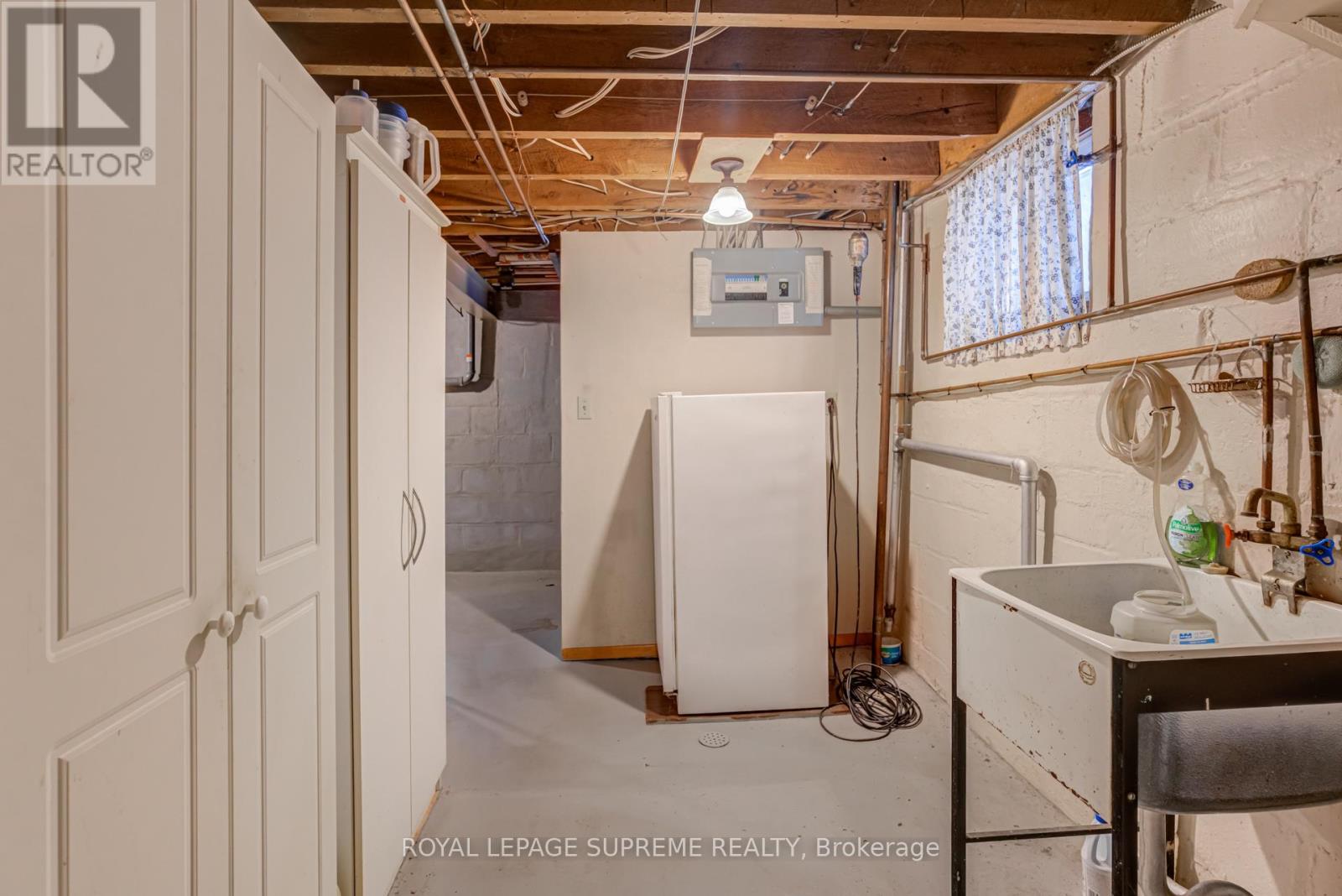 152 Parkhurst Boulevard, Toronto, Ontario  M4G 2E7 - Photo 31 - C12481269