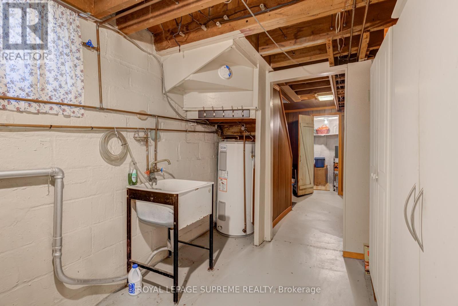 152 Parkhurst Boulevard, Toronto, Ontario  M4G 2E7 - Photo 32 - C12481269