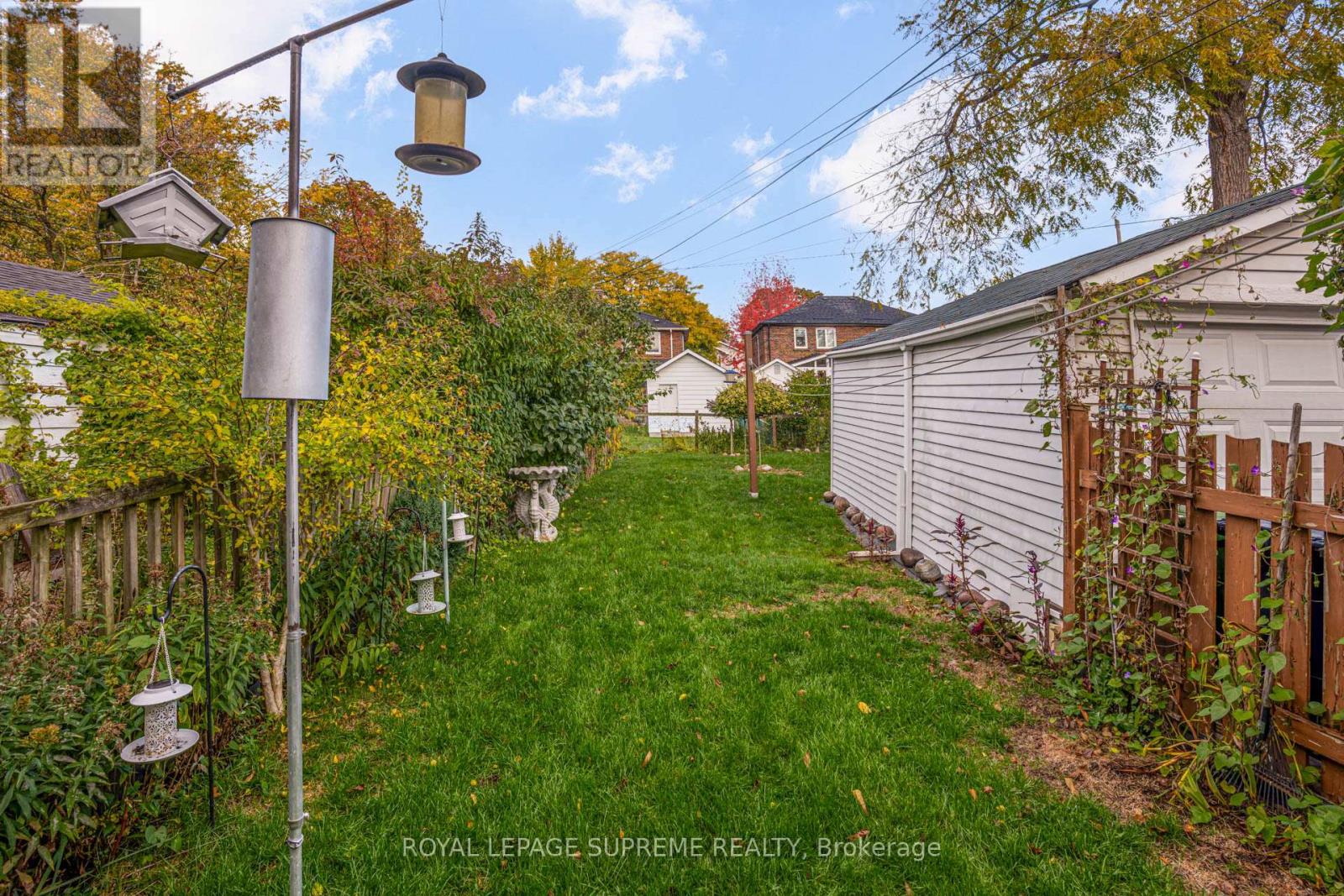152 Parkhurst Boulevard, Toronto, Ontario  M4G 2E7 - Photo 40 - C12481269
