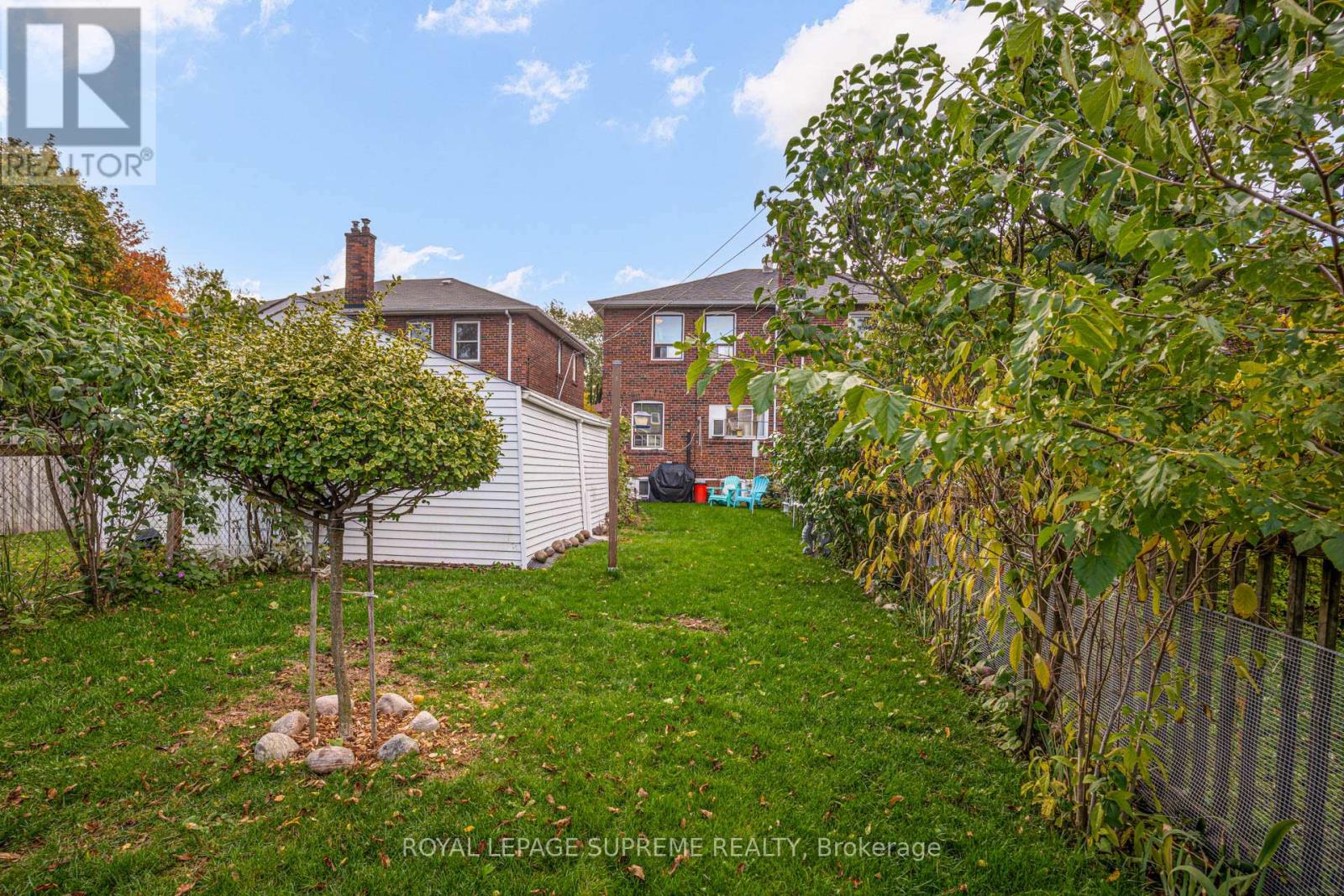 152 Parkhurst Boulevard, Toronto, Ontario  M4G 2E7 - Photo 43 - C12481269