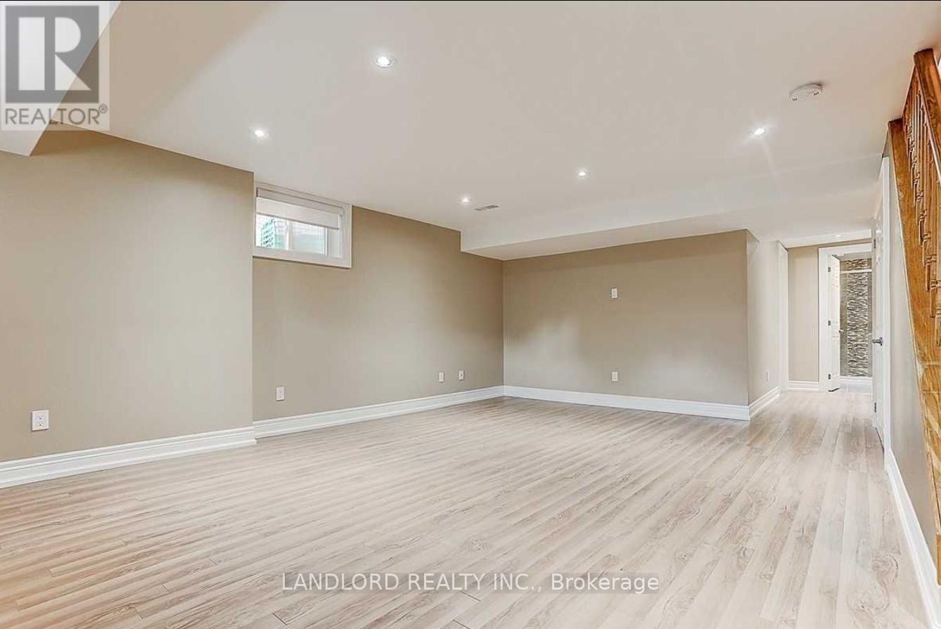 34 Jesmond Avenue, Toronto, Ontario  M6E 1V5 - Photo 28 - C12481280