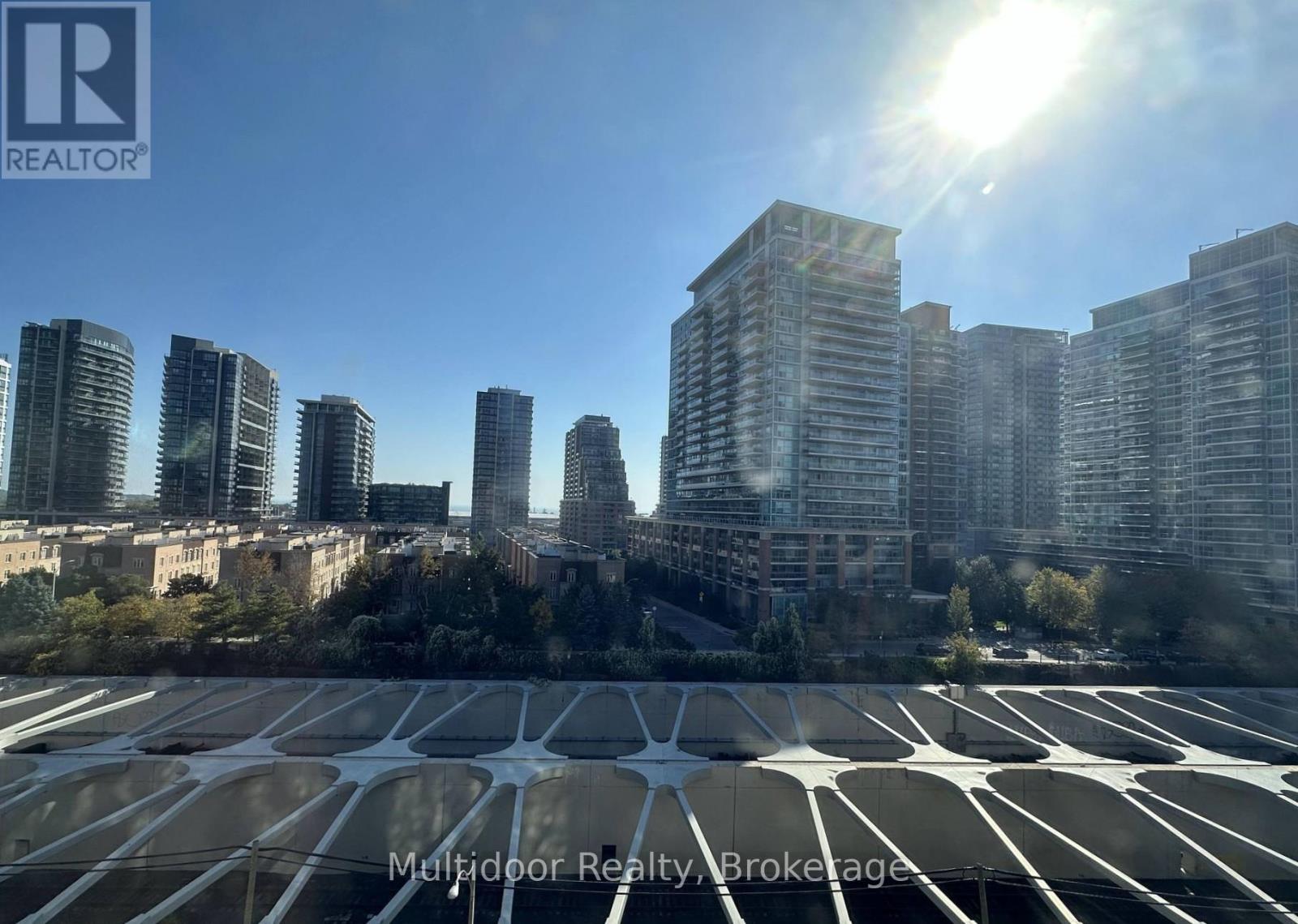 817 - 1 Shaw Street S, Toronto, Ontario  M6K 0A1 - Photo 10 - C12481313