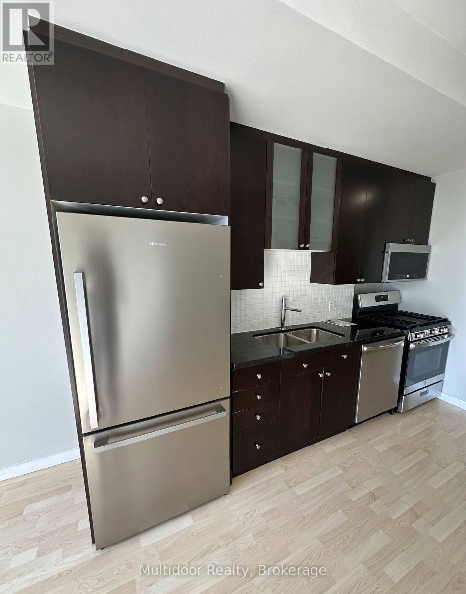 817 - 1 Shaw Street S, Toronto, Ontario  M6K 0A1 - Photo 4 - C12481313