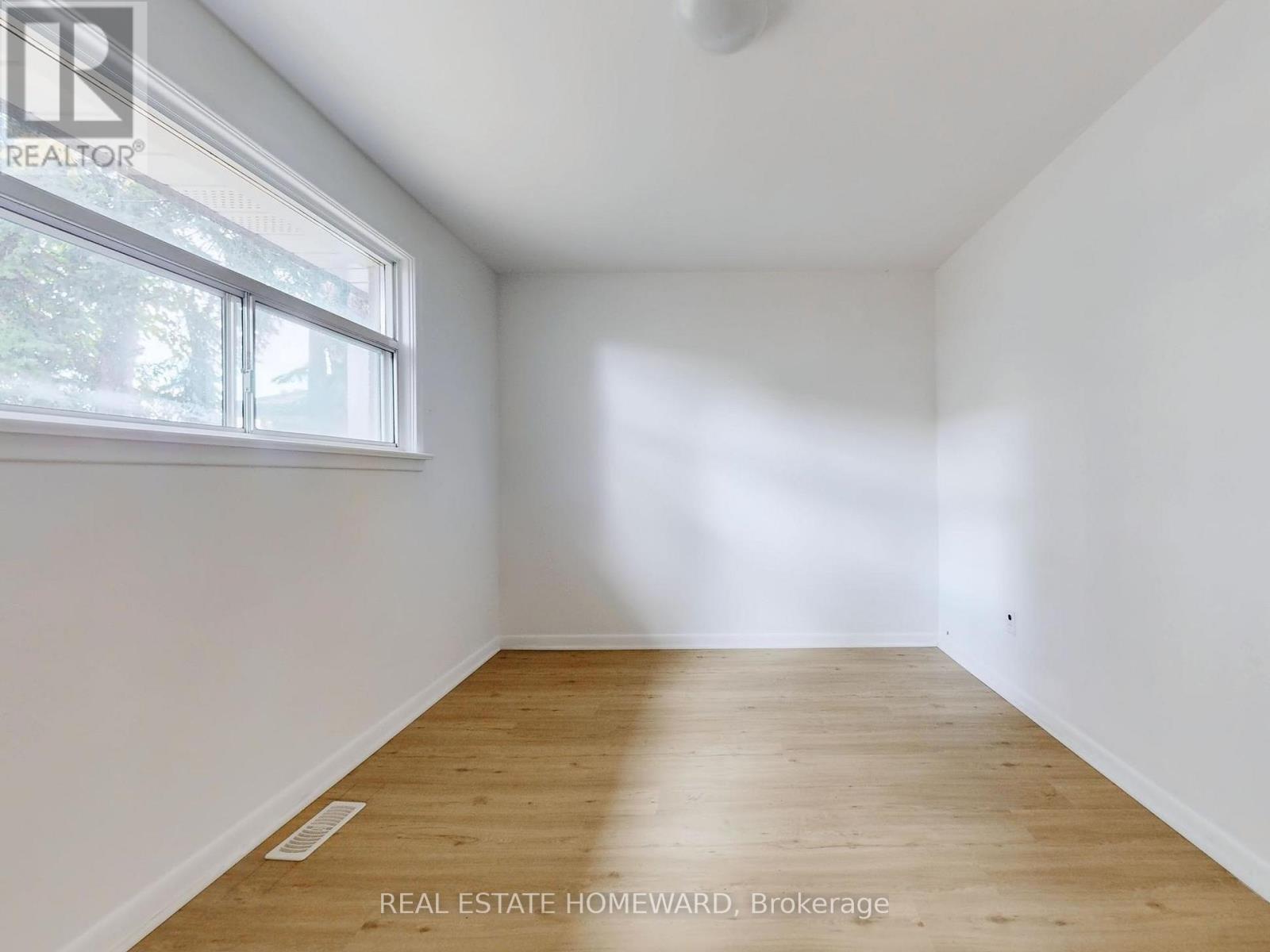 4 Porchester Drive, Toronto, Ontario  M1J 2R3 - Photo 16 - E12481299