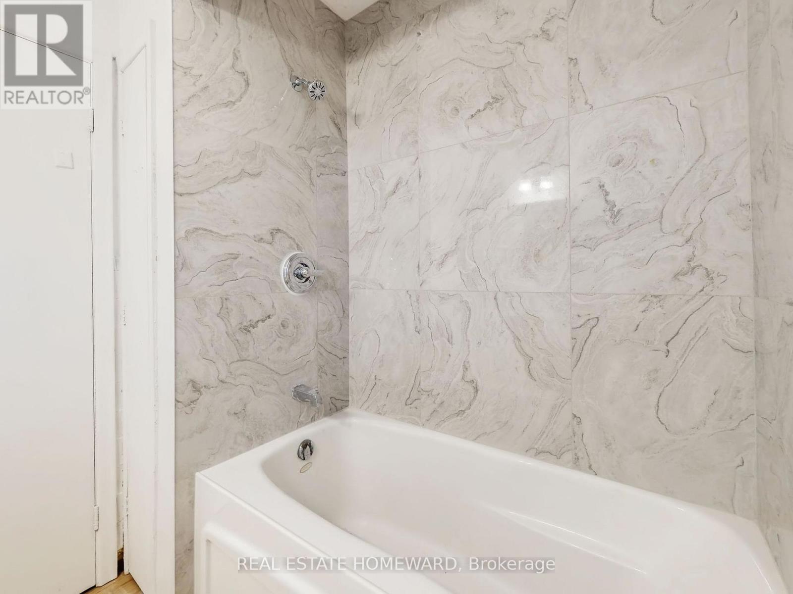 4 Porchester Drive, Toronto, Ontario  M1J 2R3 - Photo 22 - E12481299