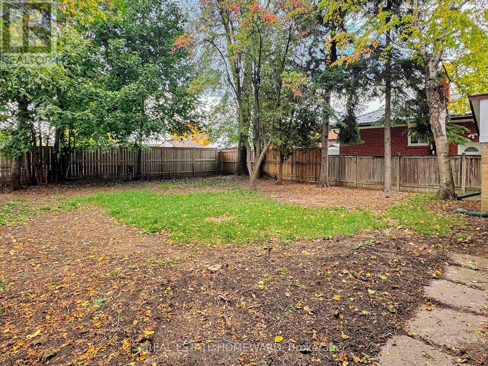 4 Porchester Drive, Toronto, Ontario  M1J 2R3 - Photo 35 - E12481299