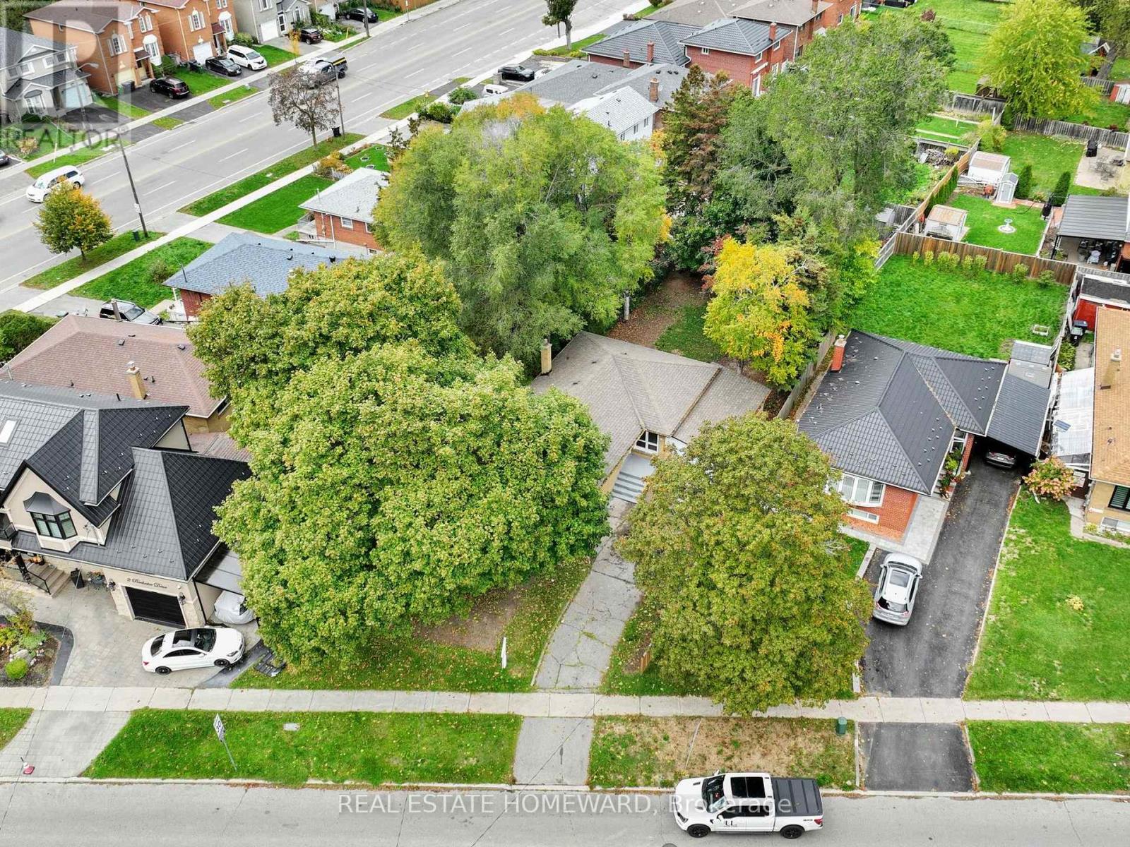 4 Porchester Drive, Toronto, Ontario  M1J 2R3 - Photo 38 - E12481299