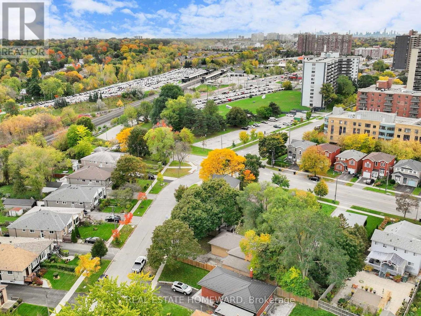 4 Porchester Drive, Toronto, Ontario  M1J 2R3 - Photo 39 - E12481299