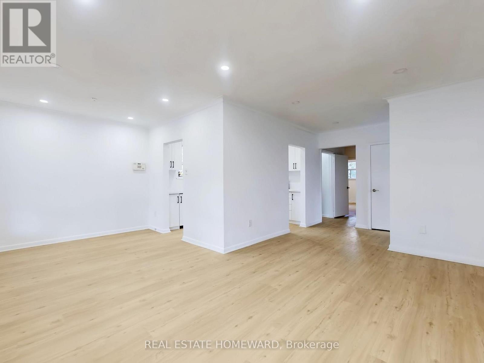 4 Porchester Drive, Toronto, Ontario  M1J 2R3 - Photo 7 - E12481299
