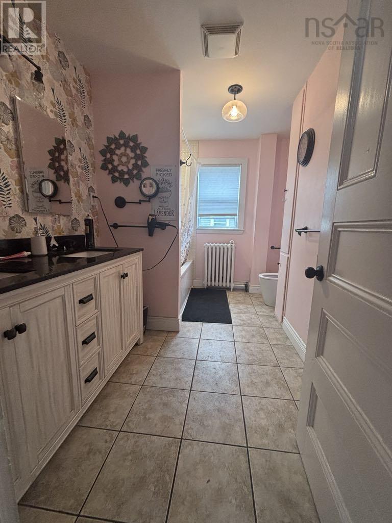 67 Cliff Street, Yarmouth, Nova Scotia  B5A 3J1 - Photo 11 - 202509266