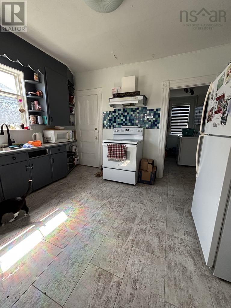 67 Cliff Street, Yarmouth, Nova Scotia  B5A 3J1 - Photo 19 - 202509286