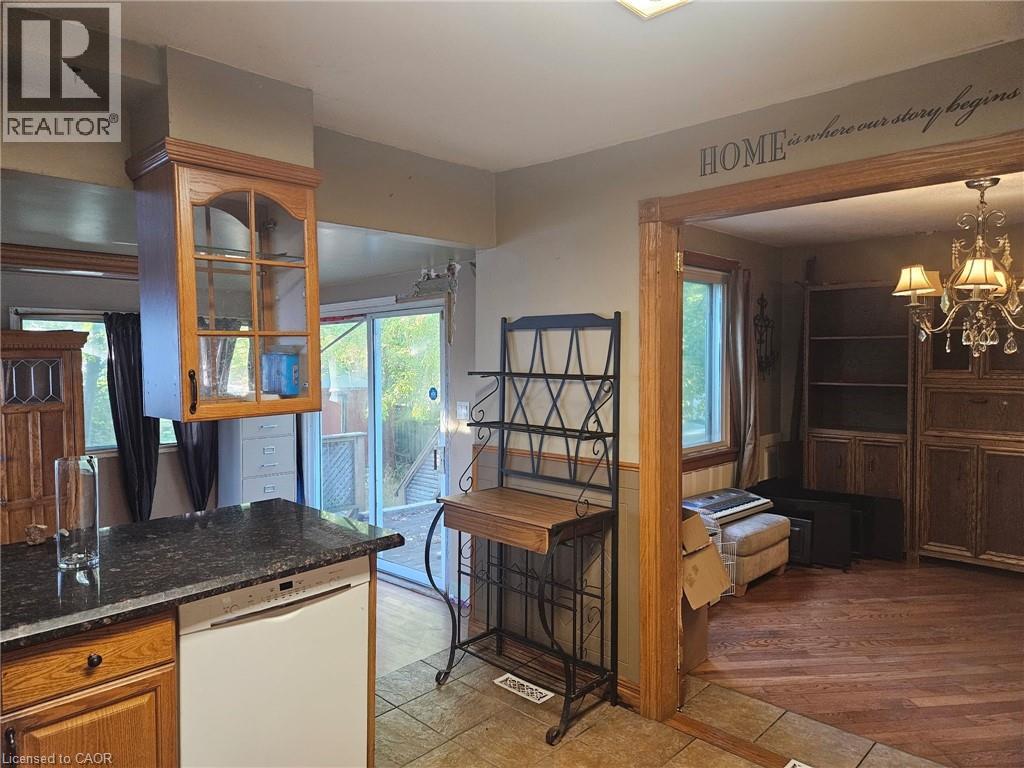 543 Waterloo Street, Hamilton, Ontario  L8H 6V6 - Photo 12 - 40743610