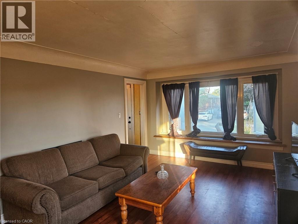 Property at 543 WATERLOO Street image 4