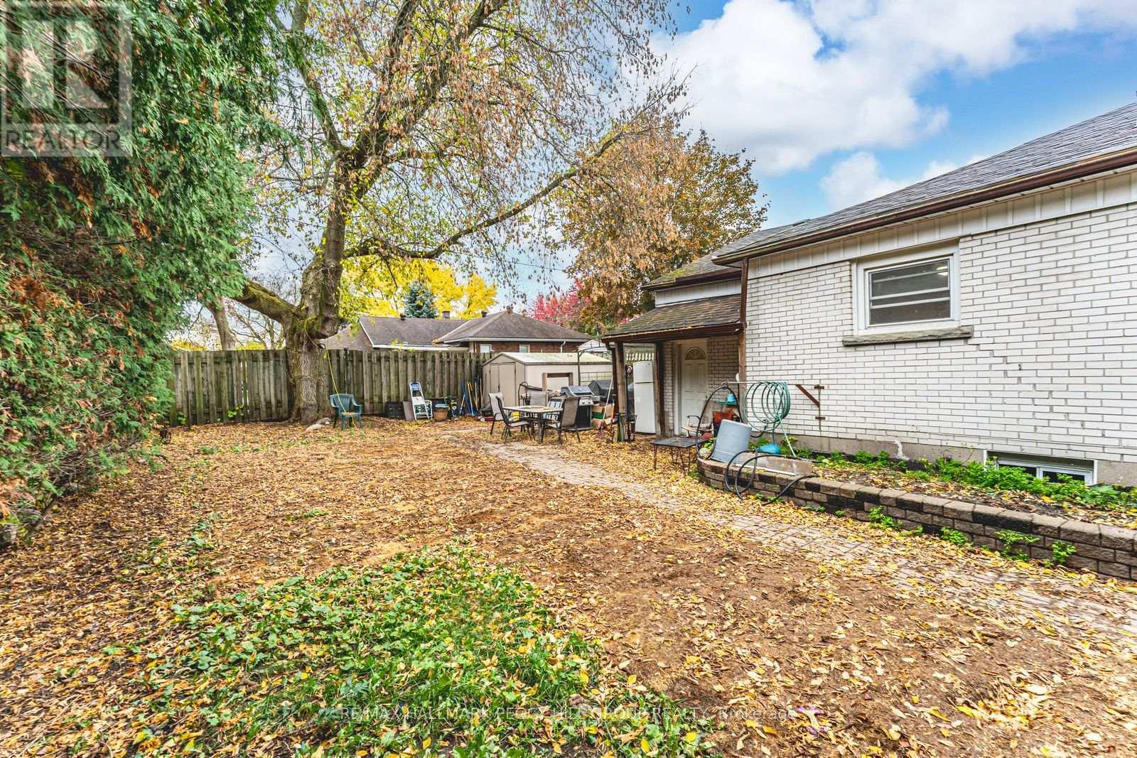 34/36 Centre Street, Essa (Angus), Ontario  L0M 1B0 - Photo 16 - N12481309