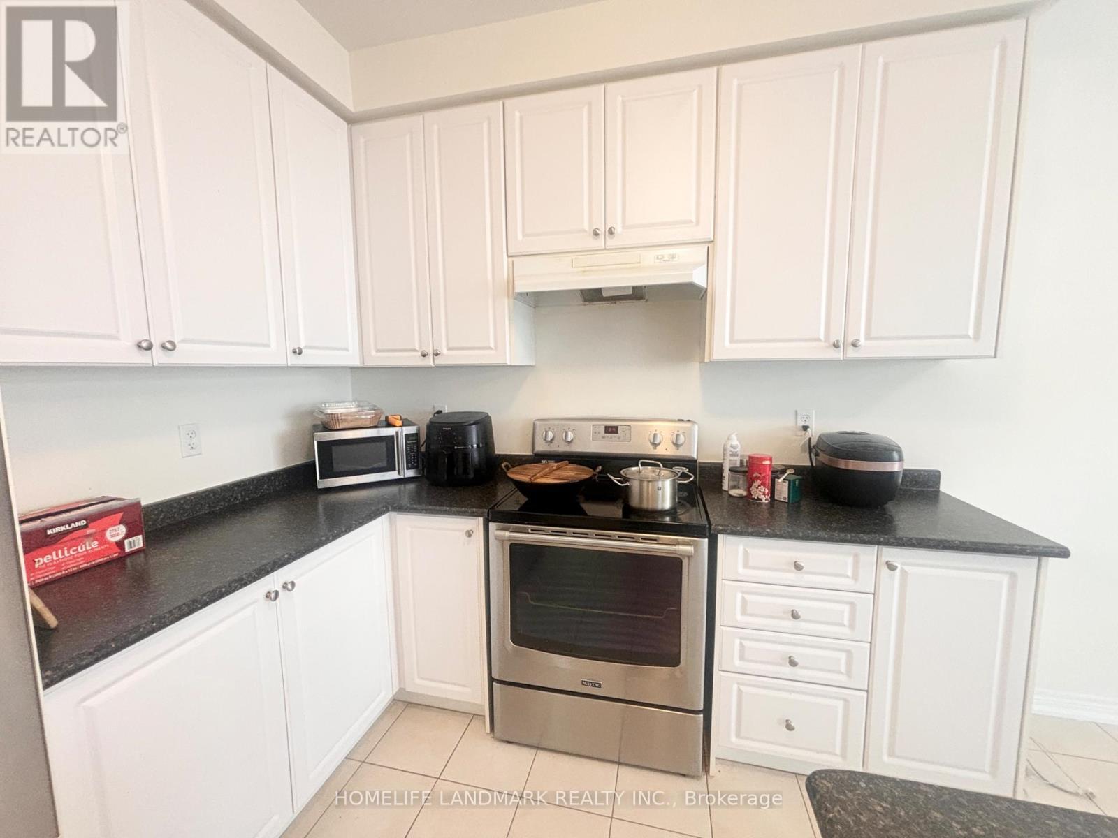 12 Hua Du Avenue, Markham, Ontario  L6C 0T2 - Photo 17 - N12481342
